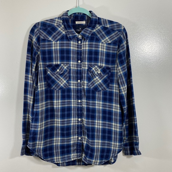 American Eagle Outfitters Tops - American Eagle M Boyfriend fit Plaid Snap Shirt